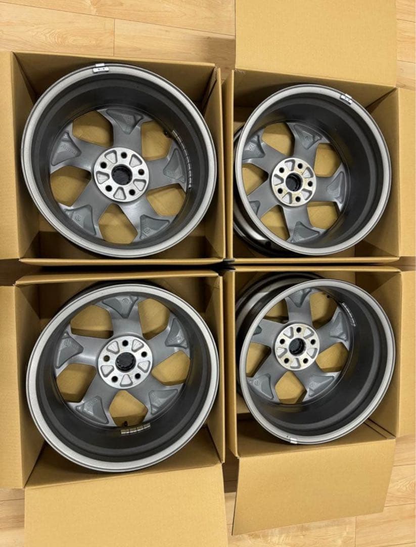 【新車外し】スバル SK フォレスターSTIスポーツ 純正 ホイール 4本