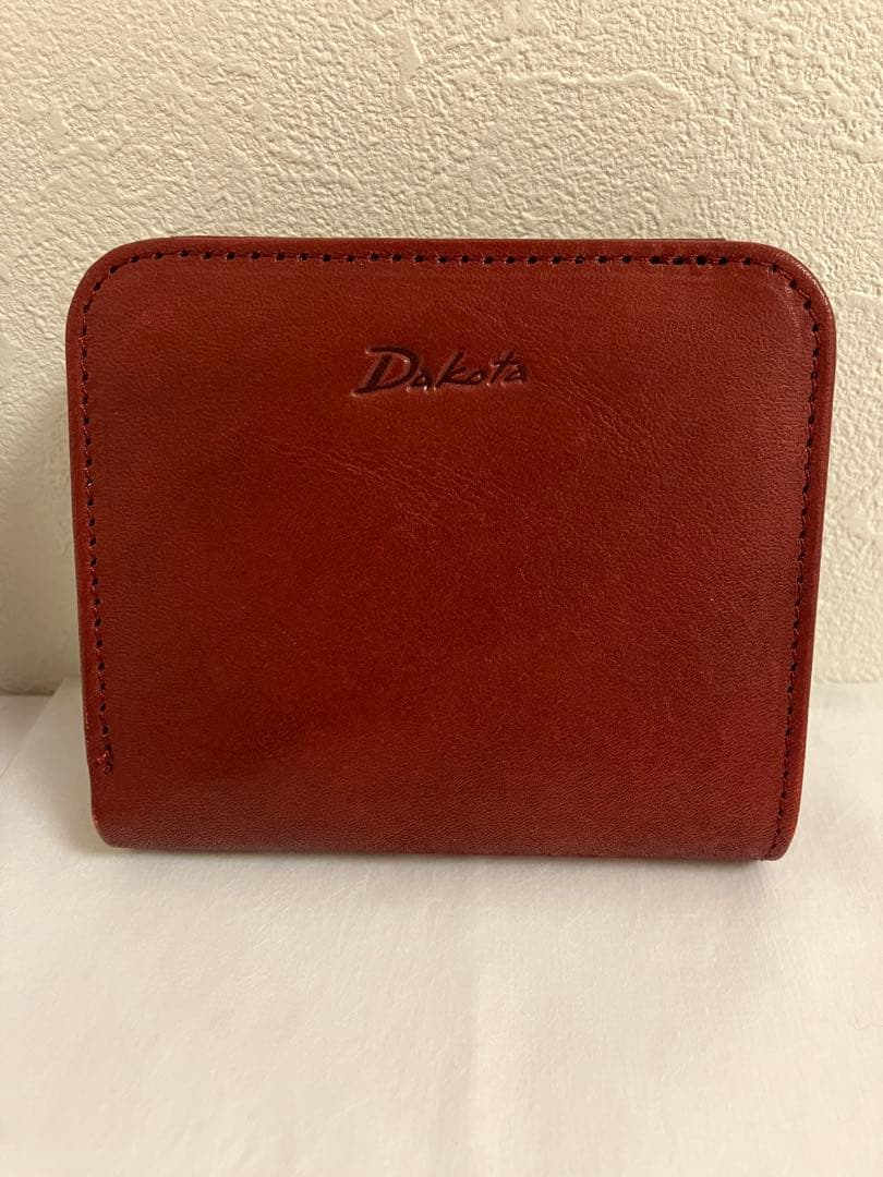 新品　Dakota二つ折り財布（赤）