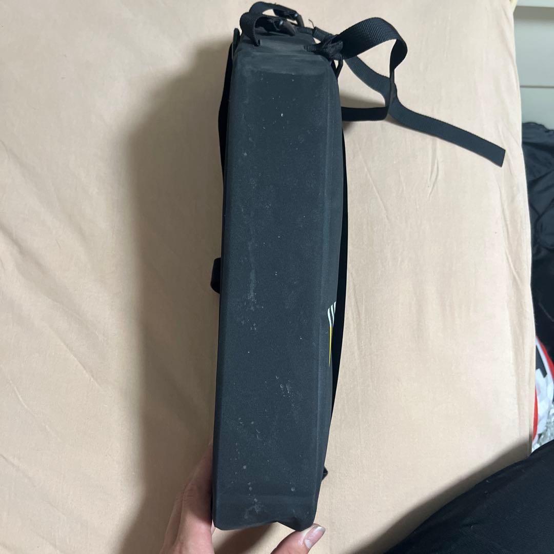 APIDURA 防水スリムバッグ