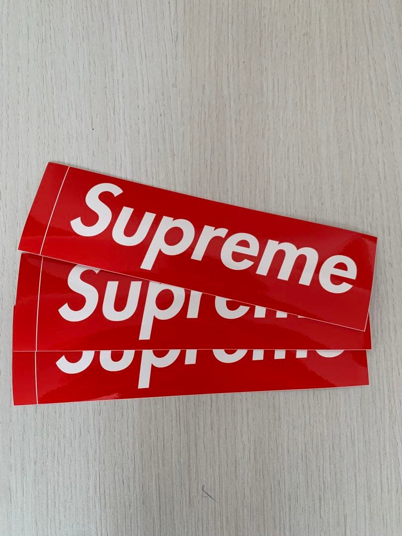 帽子 Supreme side logo newera cap