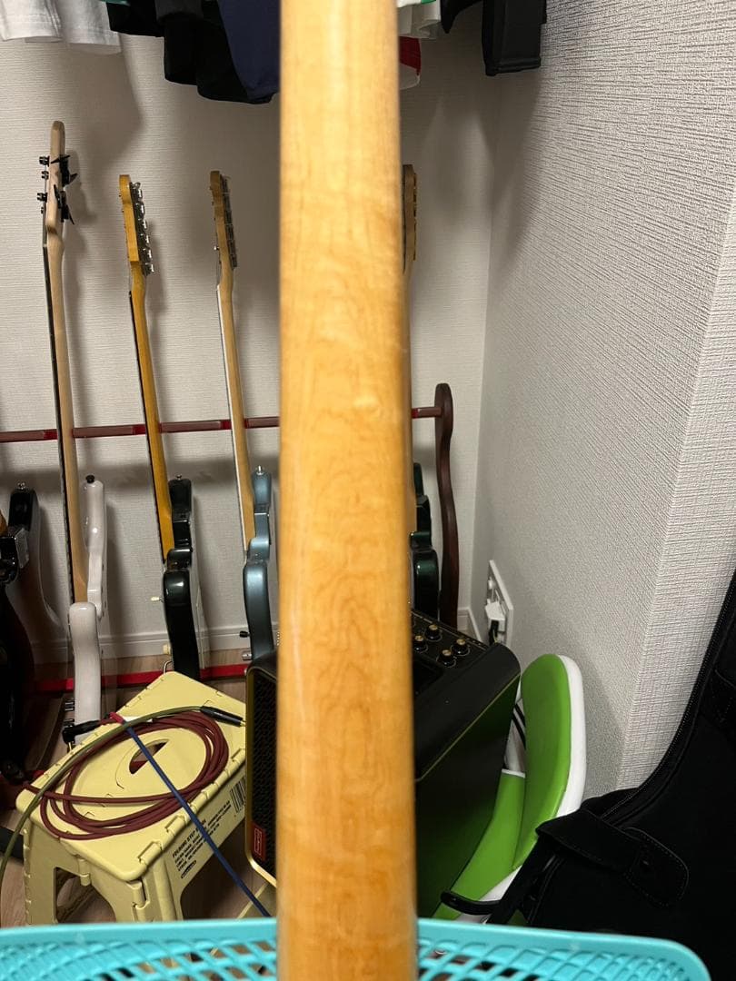 Peavey Millennium BXP5 5弦ベース（ブルーキルトトップ）