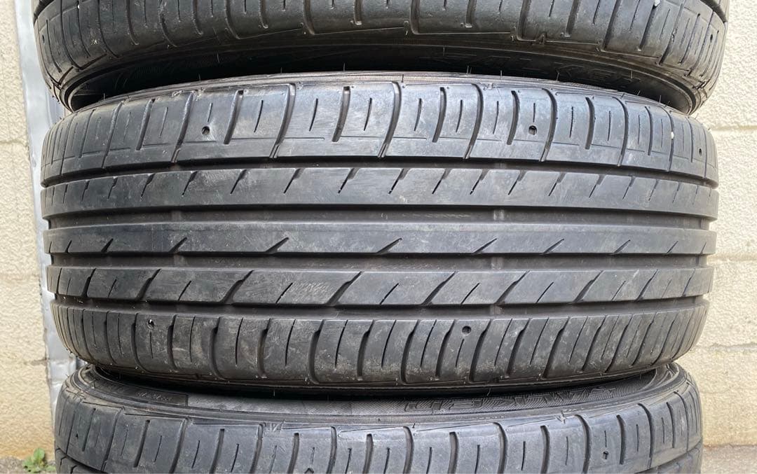Keo'sさま専用① ファルケン　215/45R18 ZE914 バリ山
