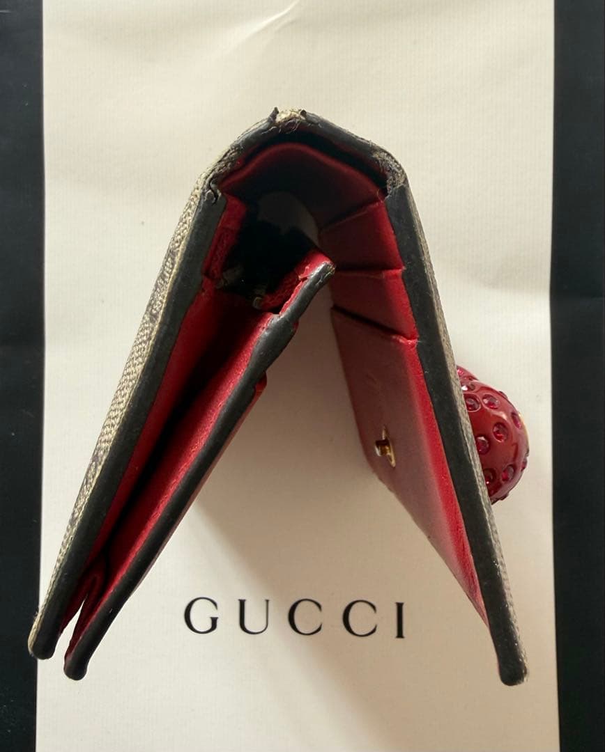 GUCCI 二つ折り財布 チェリー