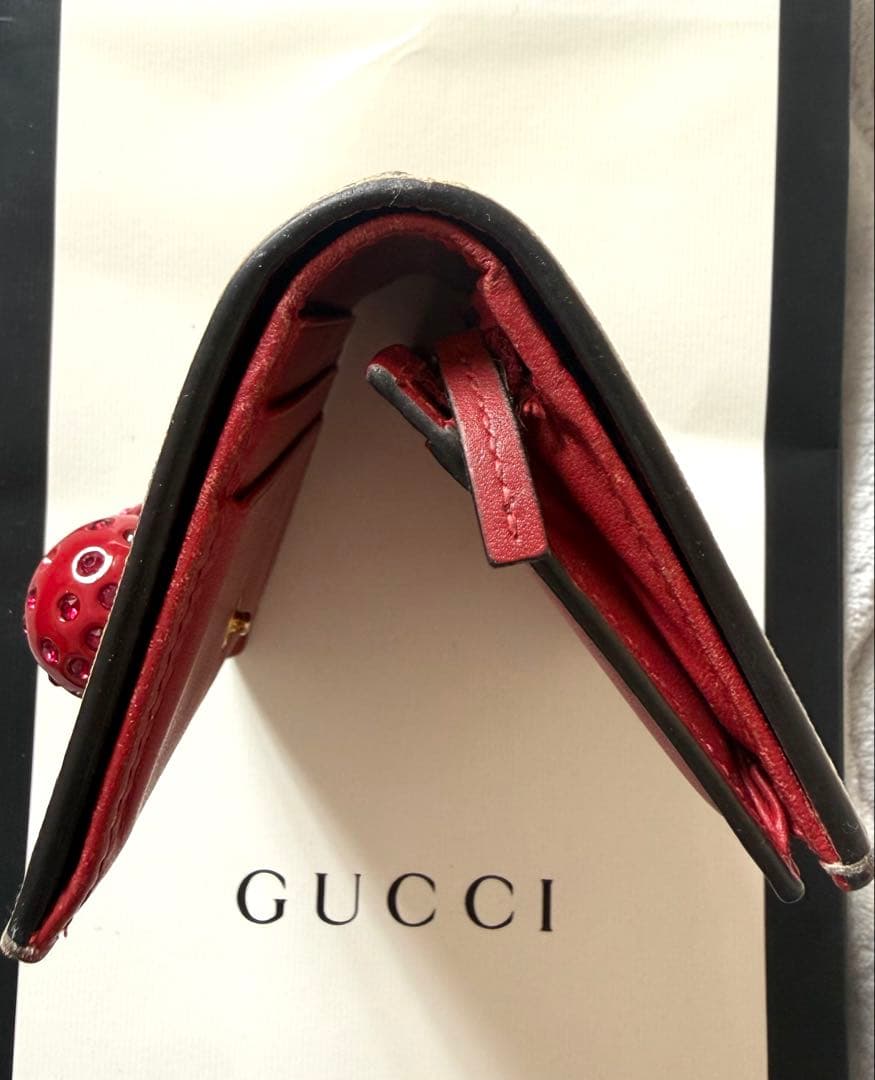 GUCCI 二つ折り財布 チェリー