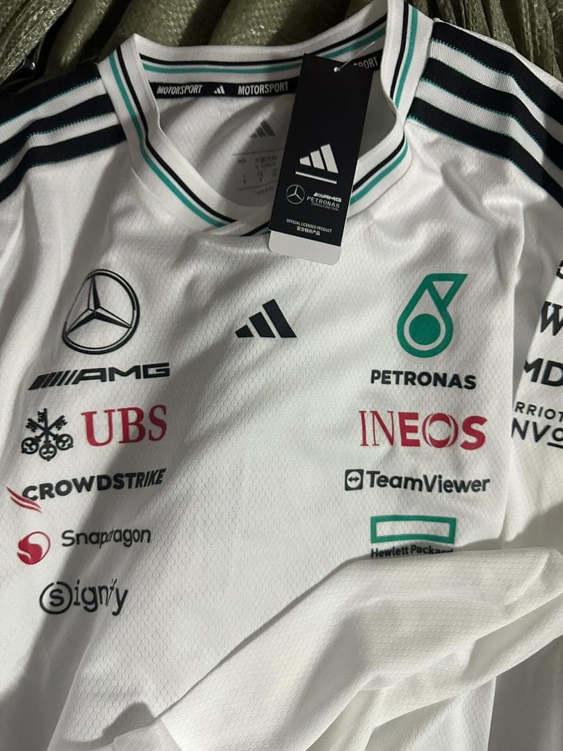 トップス Mercedes-AMG Petronas Formula1 Team Tee