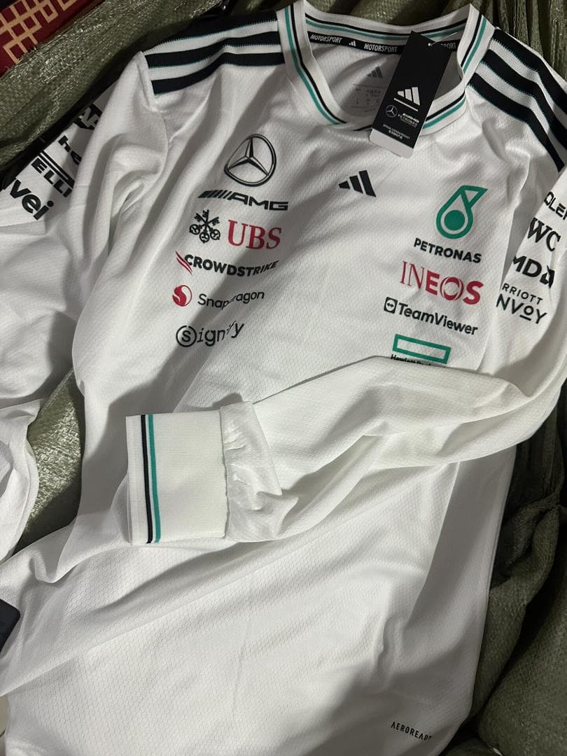 トップス Mercedes-AMG Petronas Formula1 Team Tee