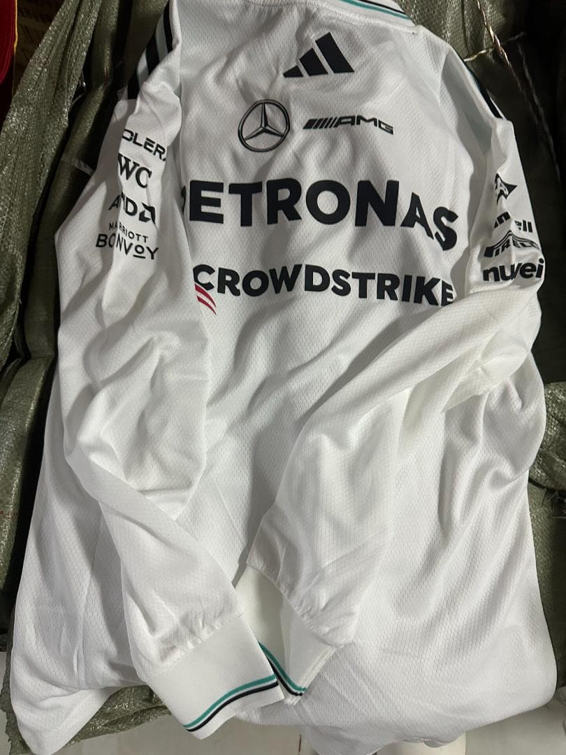 トップス Mercedes-AMG Petronas Formula1 Team Tee