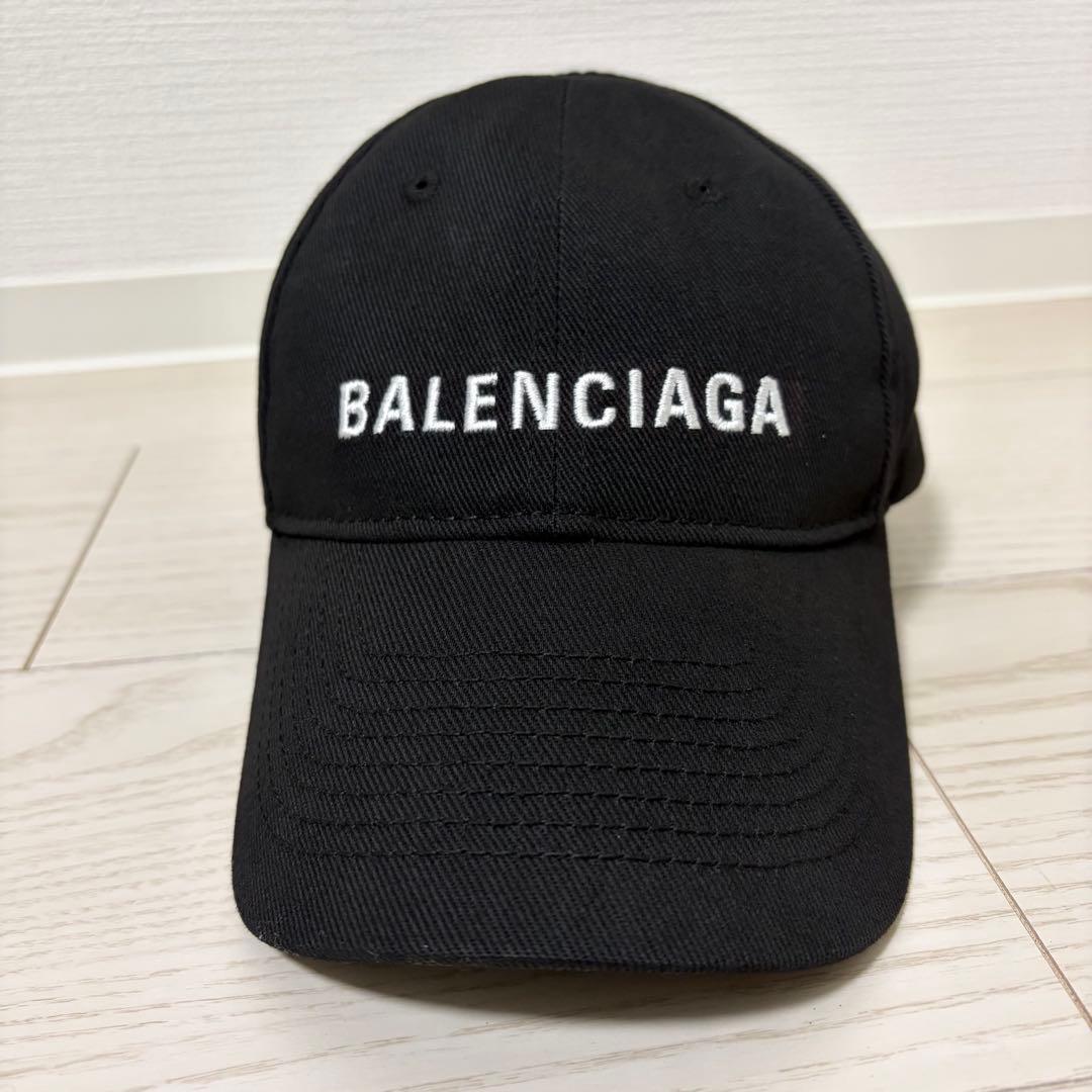 ✨極美品✨BALENCIAGA　キャップ　L58 　新ロゴ　マジックテープ　黒