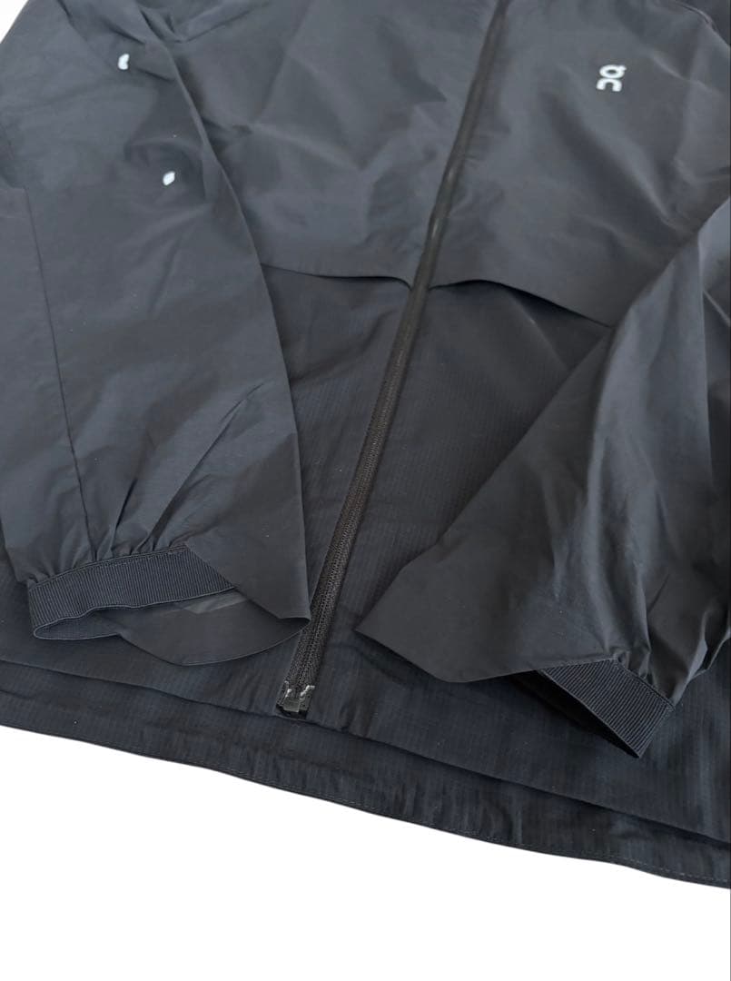 未使用級On Core Jacket ブラック S 撥水 パッカブル ジャケット