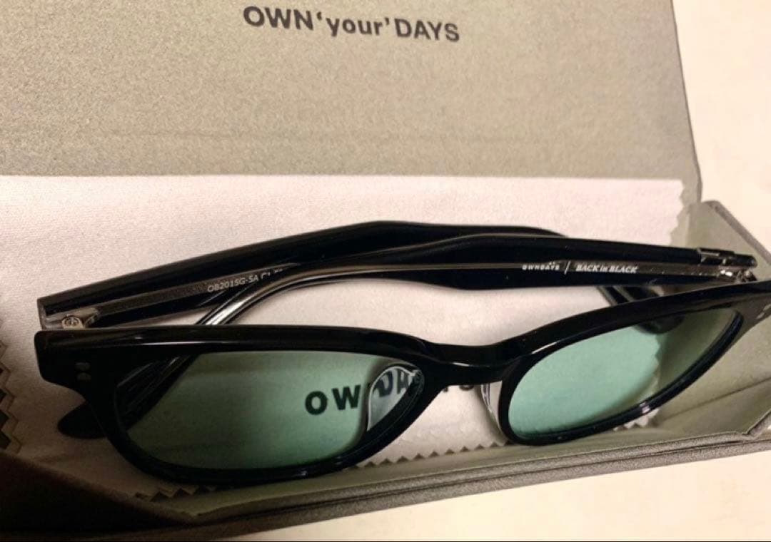 小物 OWNDAYS BACK in BLACK