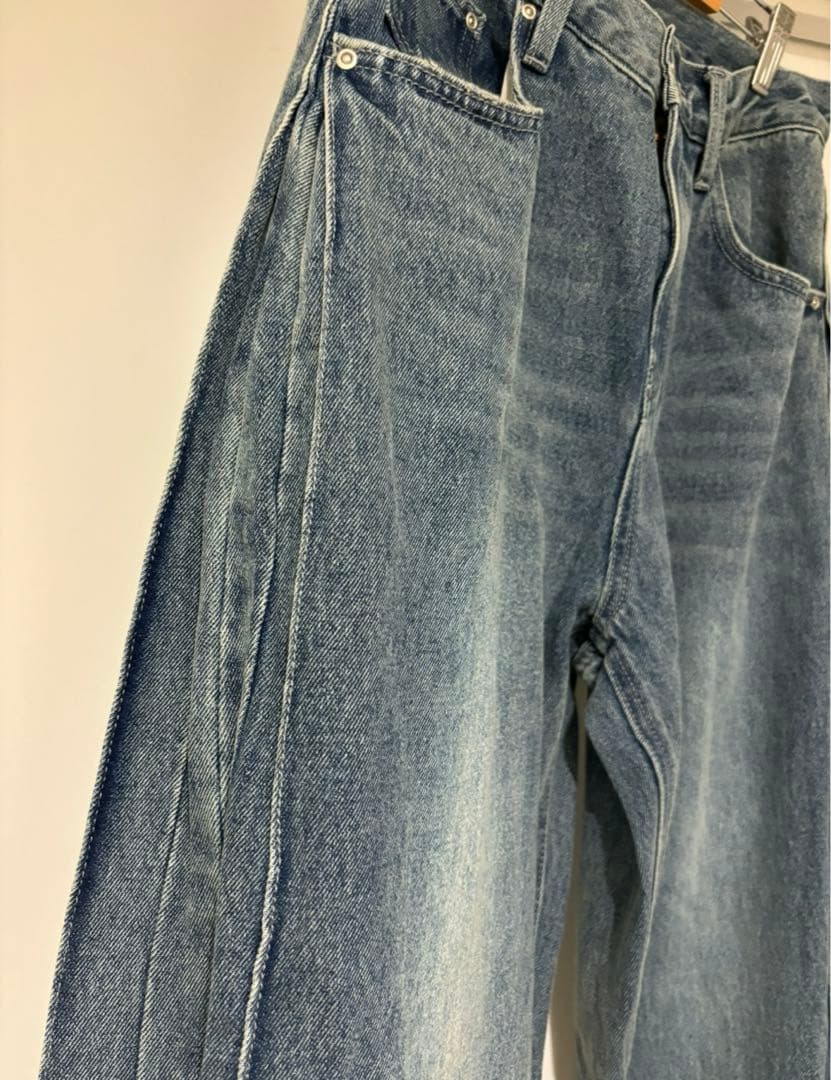 パンツ YENN SIDE PLEATED DENIM PANTS