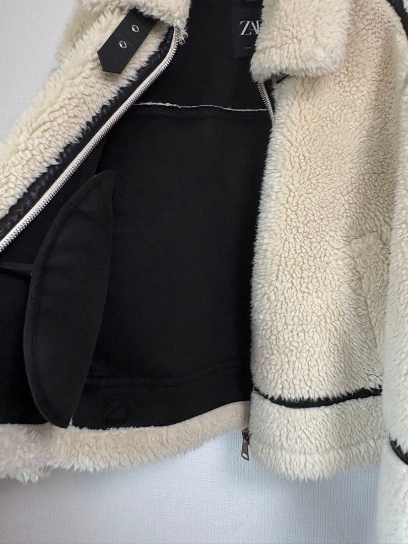 専用　ZARA ザラ ボアムートンジャケット ホワイト