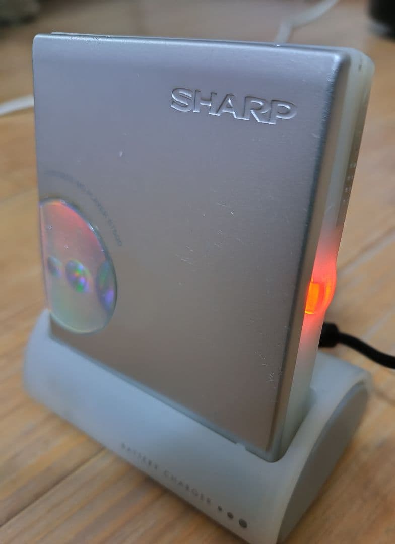 完動品 SHARP ポータブルMDプレーヤー＆ディスク