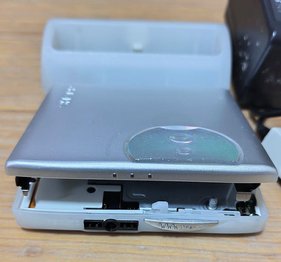 完動品 SHARP ポータブルMDプレーヤー＆ディスク