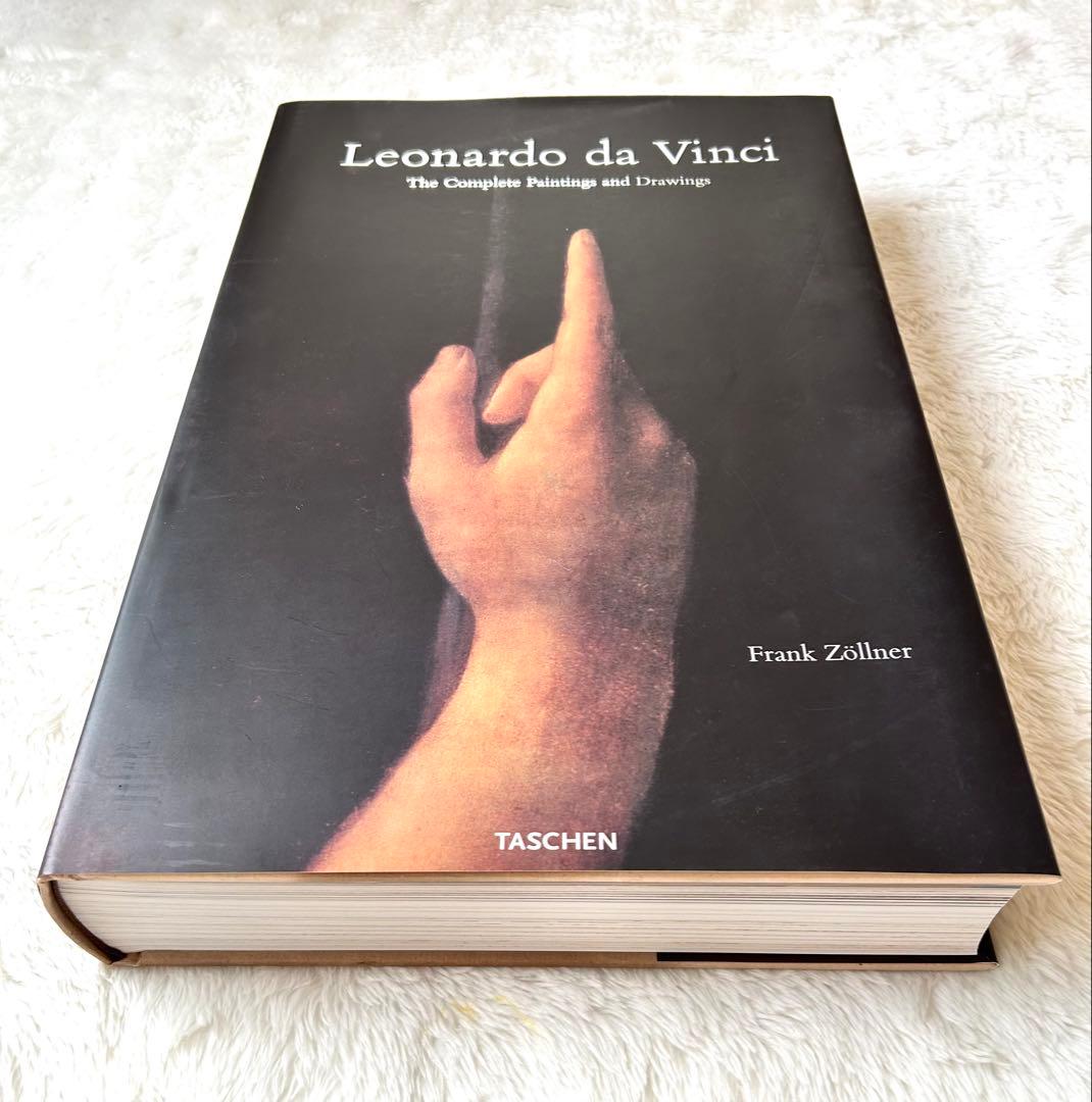 Leonardo da Vinciレオナルド・ダ・ヴィンチ430ページの詳細な本