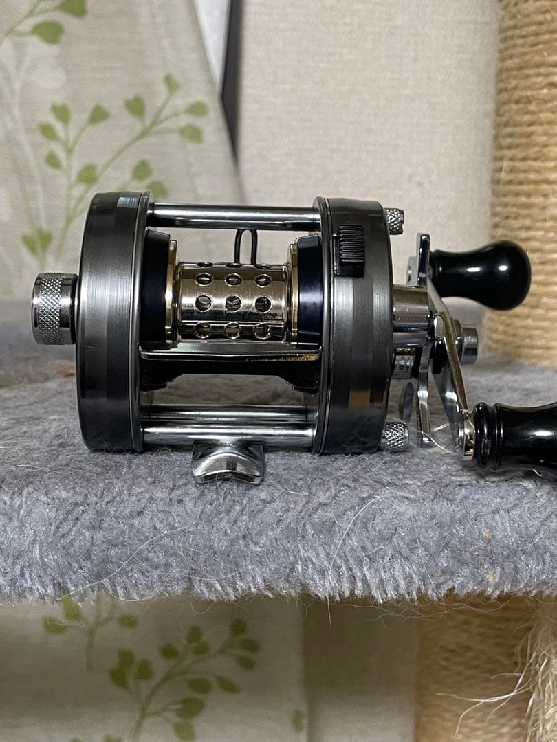 おいなりくんABU Ambassadeur 2500 CS Rocket