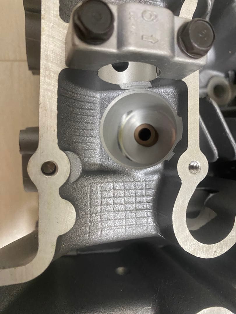 ゼファー750純正シリンダーヘッド新品未使用
