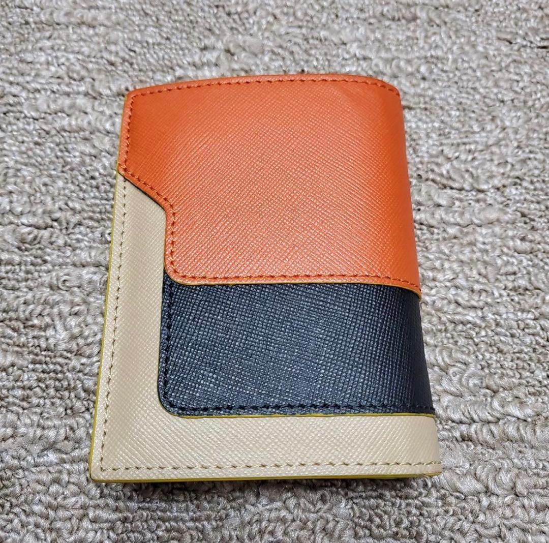 み*こ様 【美品】MARNI マルニ 財布 二つ折り財布 二つ折りウォレット