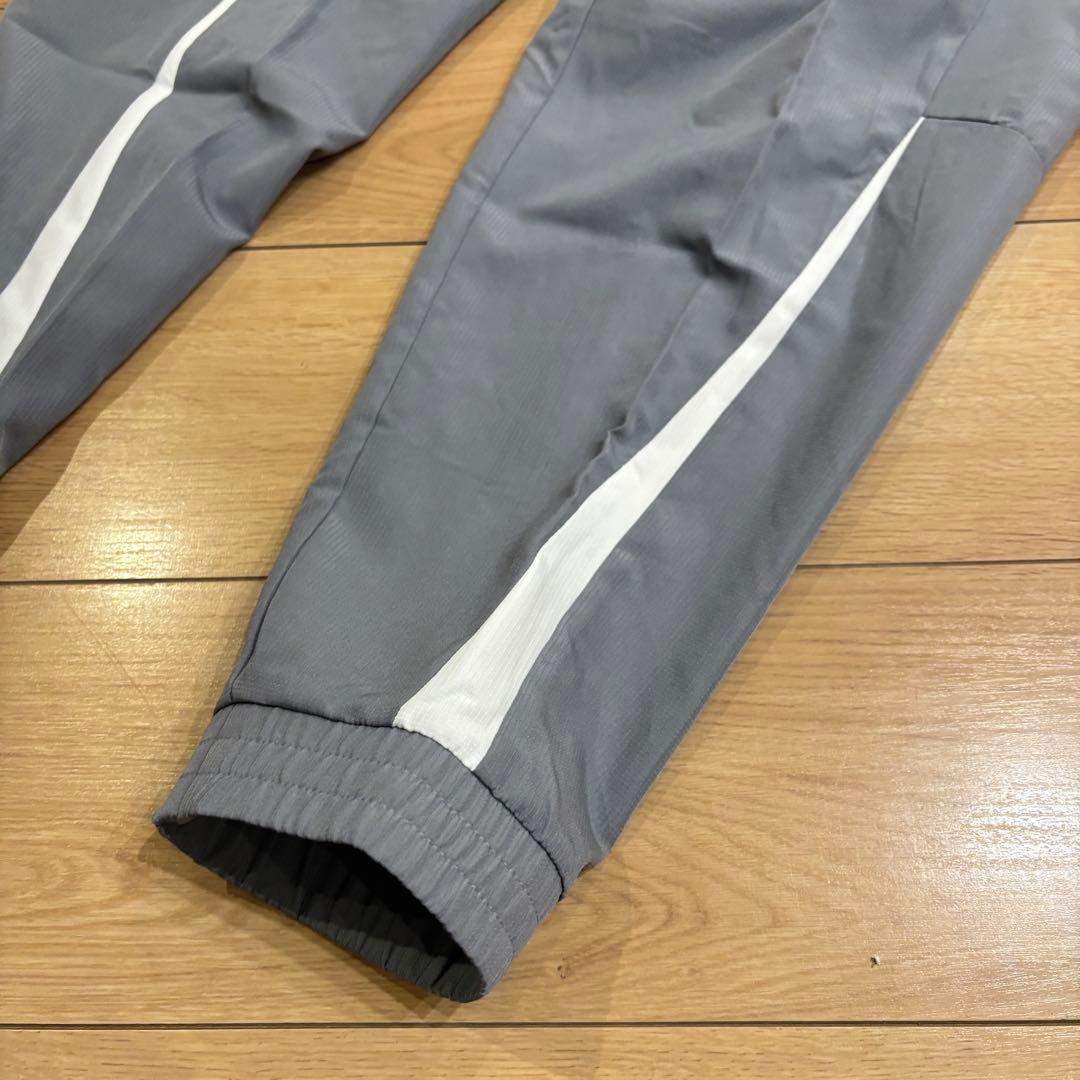 新品　アディダス　adidas 上下セット　グレー　ウーブン　ウインド　2XL