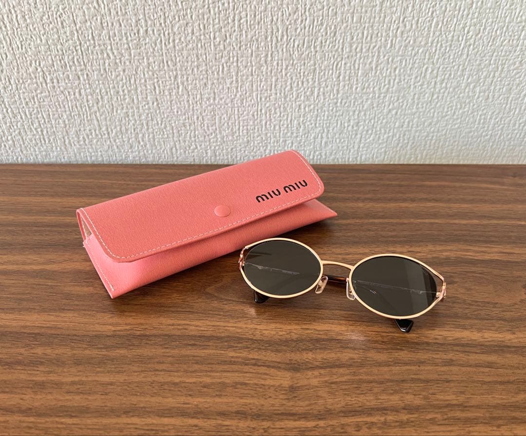 美品 miu miu サングラス ケース付き