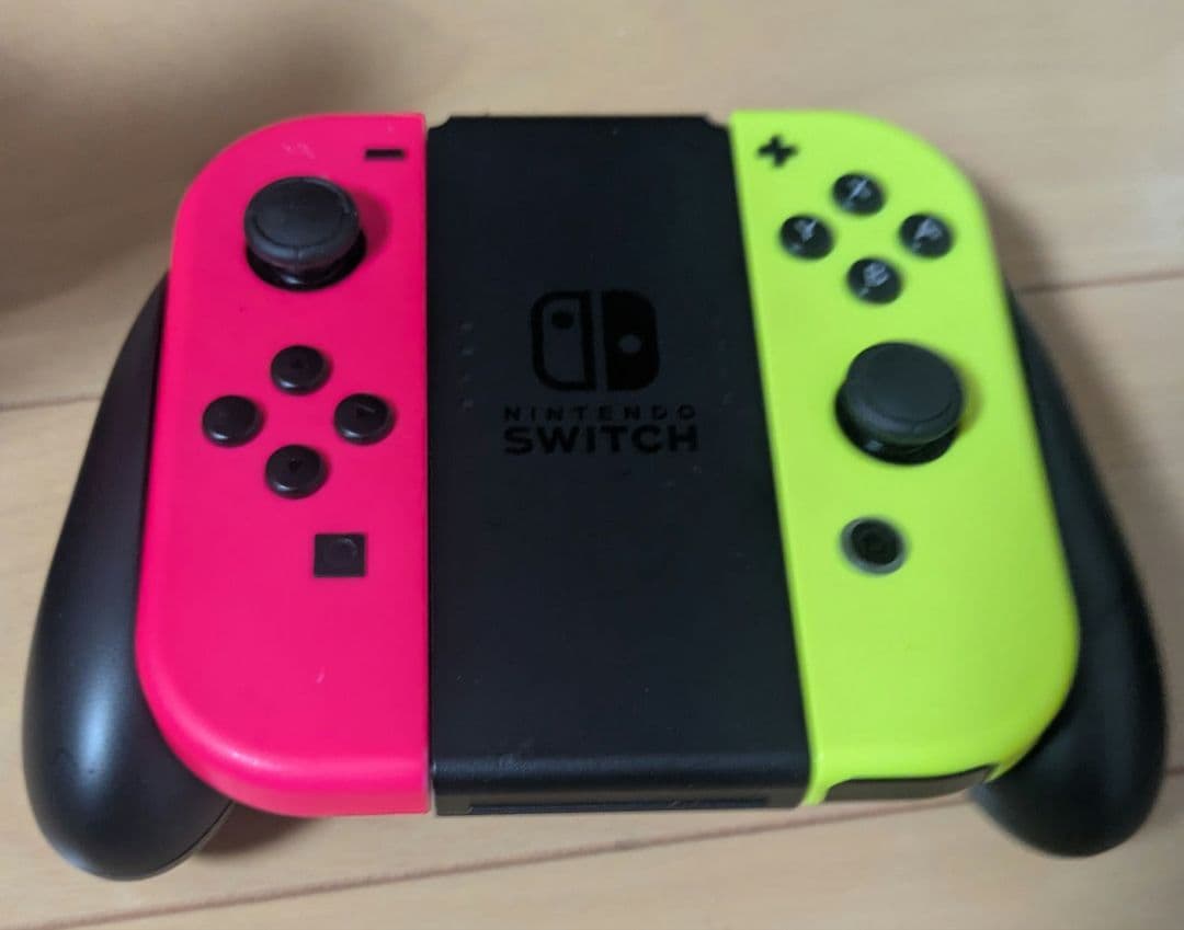 Nintendo Switch 本体 コントローラー４つ♪