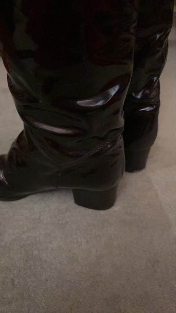CHANELブラックエナメルロングブーツ38ハーフ