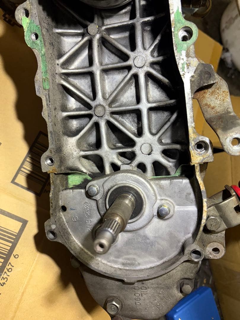 AF28スーパーDIOZXエンジン　ギア入り