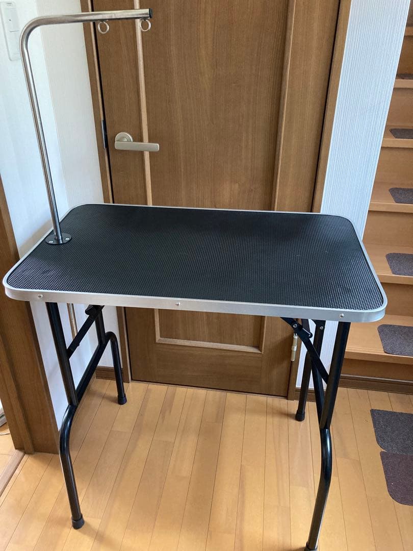 ●送料込●美品 トリミングテーブル　プチリュバン
