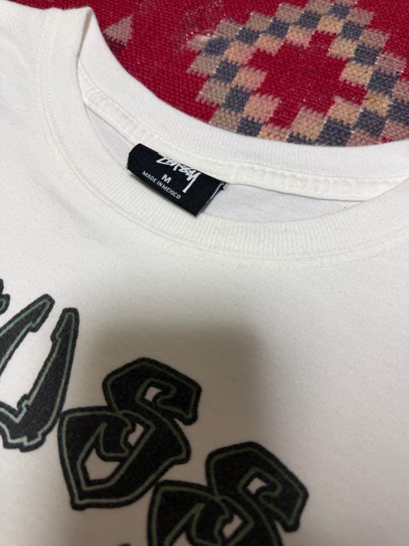 stussyストューシー　Tシャツ