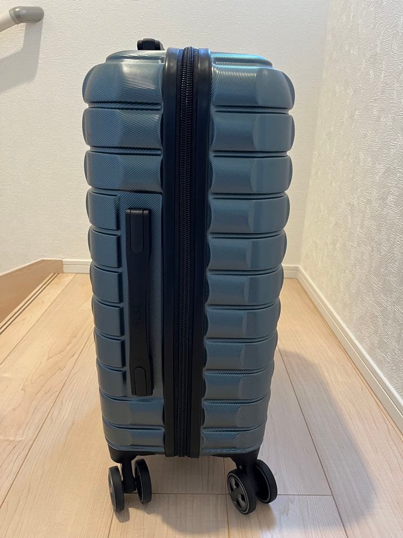 新品未使用 DELSEY PARIS スーツケース 機内持込23インチ グリーン