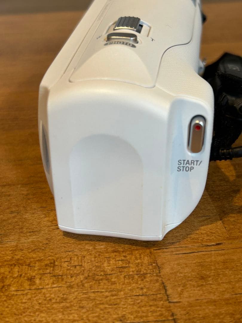 ◼︎SONY HDR CX-470◼︎コンパクト ビデオカメラレコーダー　白