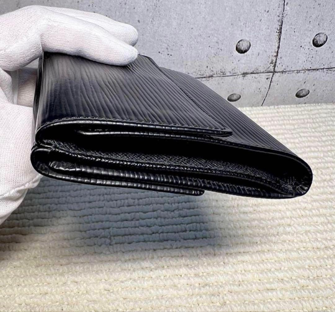 【美品】LOUIS VUITTON ポルトモネビエカルトクレディWホック財布