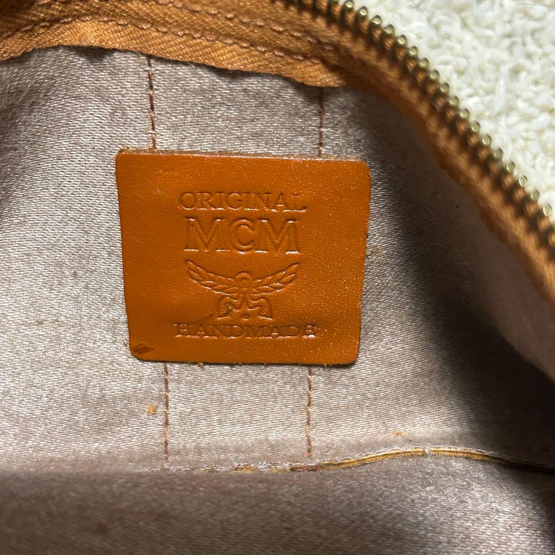 MCM エムシーエム　モノグラム レザー　ウエストポーチ　ボディバッグ