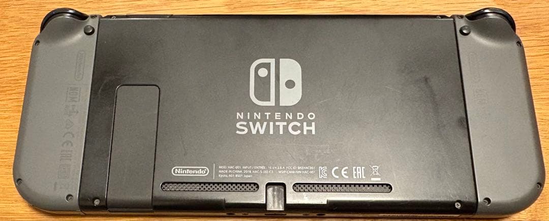 Nintendo Switch 本体 （箱無し）T4pro 2個付き