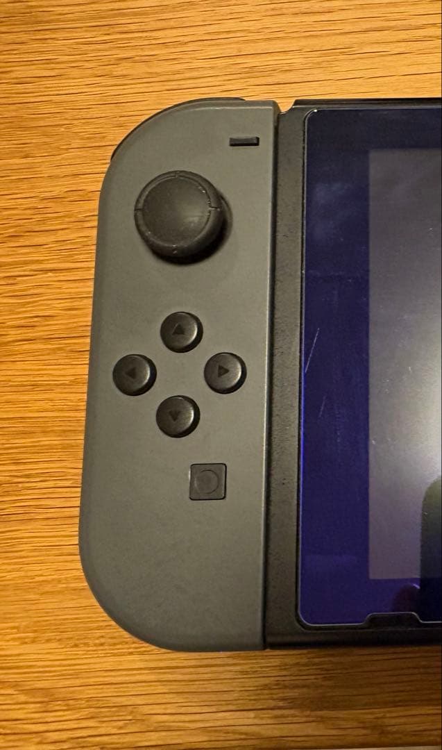 Nintendo Switch 本体 （箱無し）T4pro 2個付き