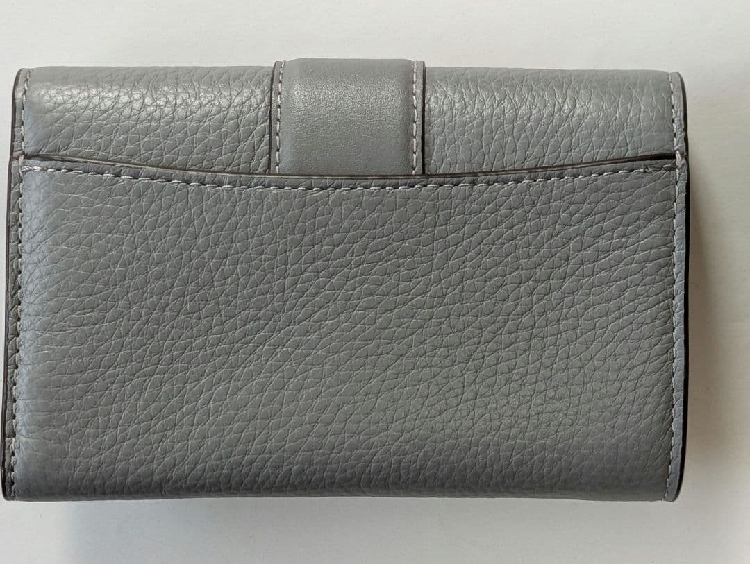 COACH グレー 三つ折り財布