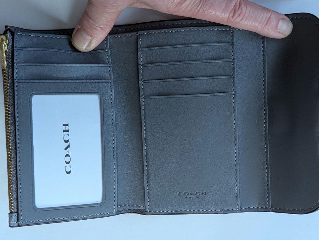 COACH グレー 三つ折り財布