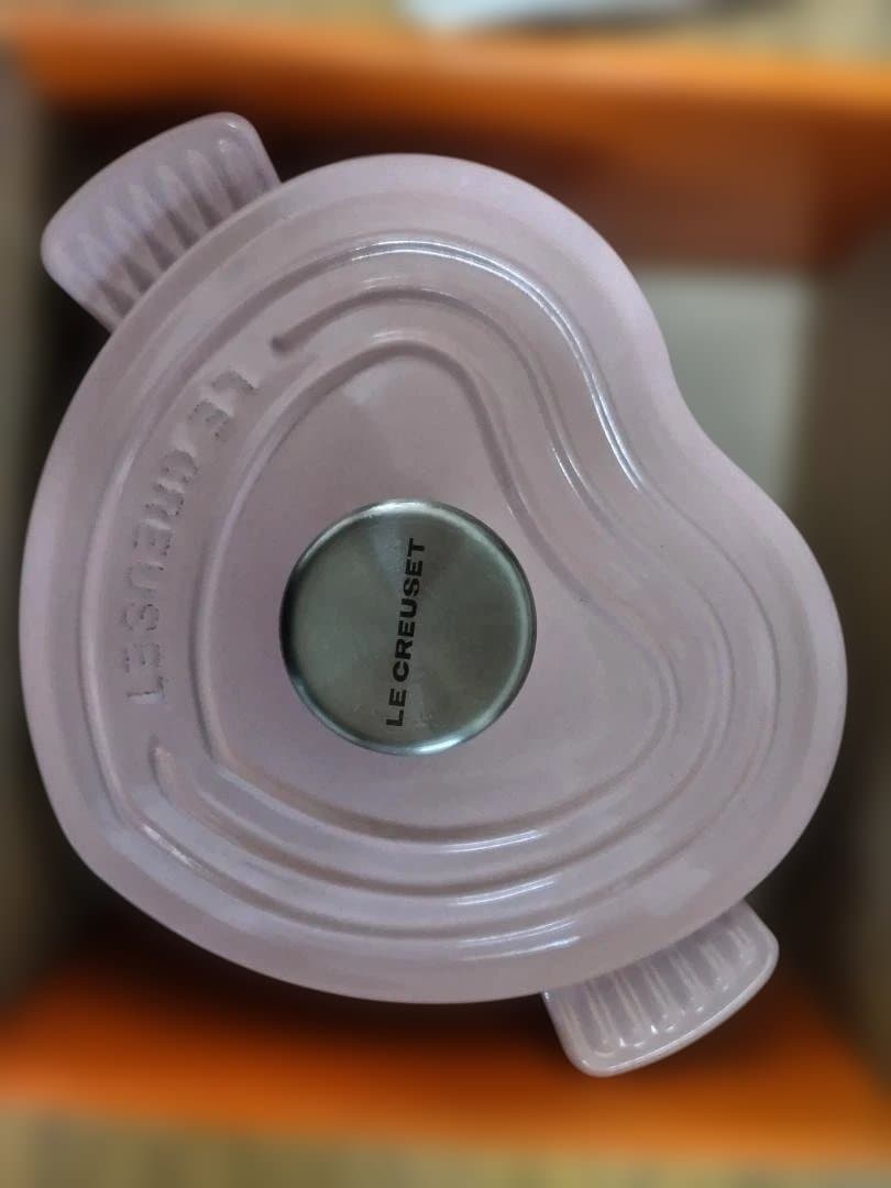 【新品未使用】LE CREUSET ハート型 両手鍋 ピンク
