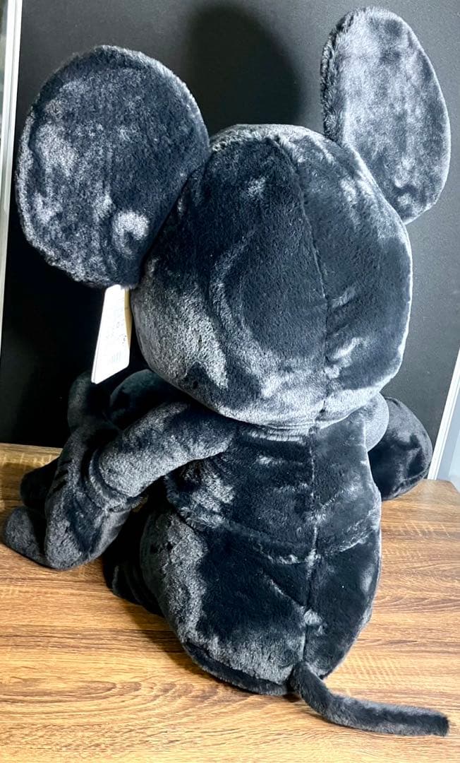 ミッキーマウス 大きなぬいぐるみ