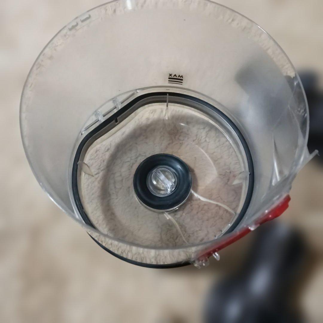 ダイソン掃除機 DC37 吸引力強い!!!