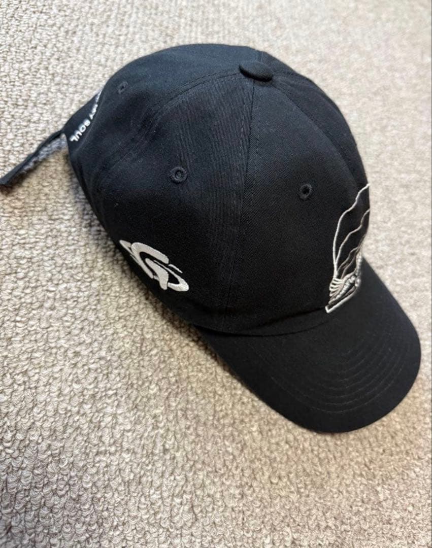 gadid anoniem キャップ　BLACK