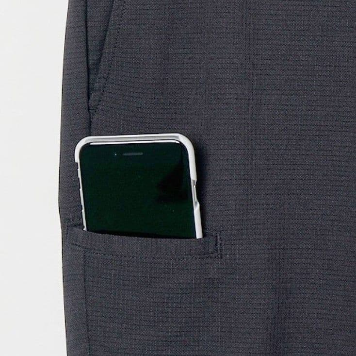 未使用 新品！ジェイリンドバーグ J.LINDEBERG ゴルフパンツ 82
