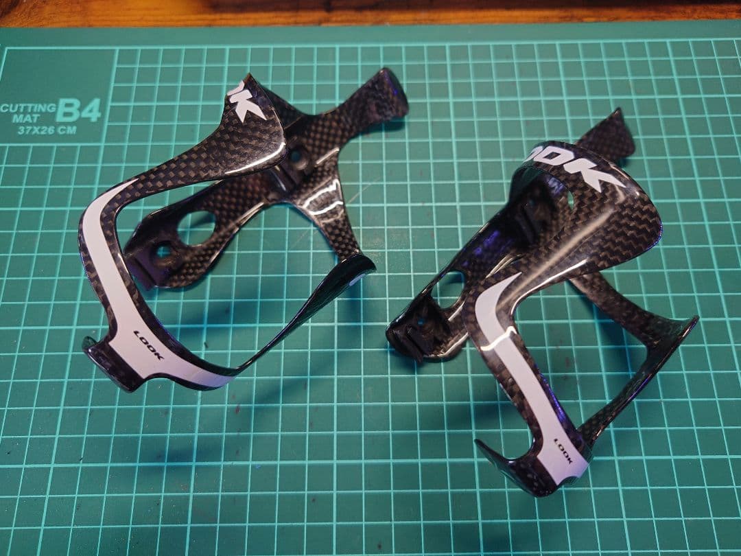 LOOK カーボンボトルケージ 2個セット