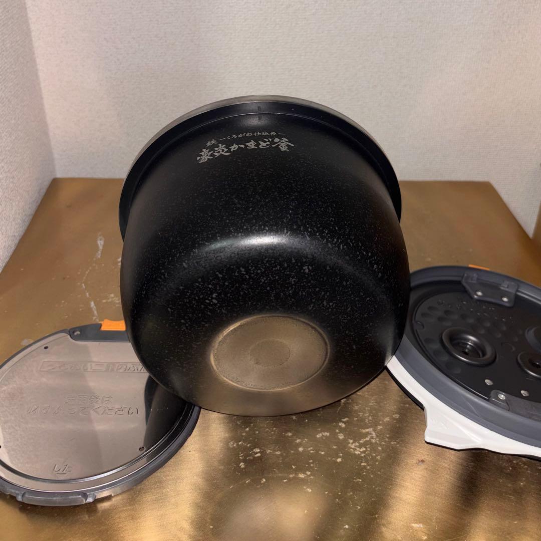 【美品】象印 炎舞炊き NW-KB10 雪白色 圧力IH炊飯ジャー 動作確認済