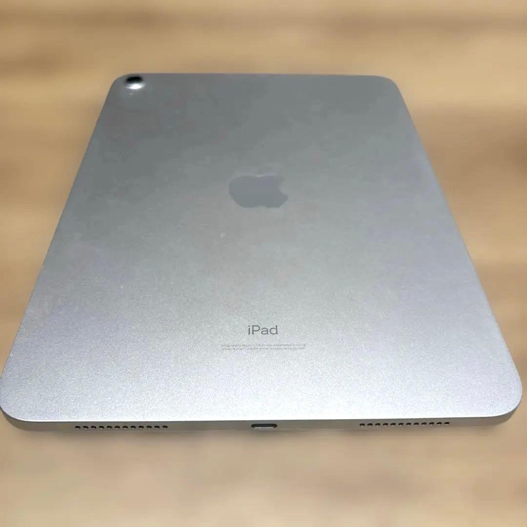 【限定値下げ中‼️】iPad 第10世代 シルバー 本体　箱、付属品付き