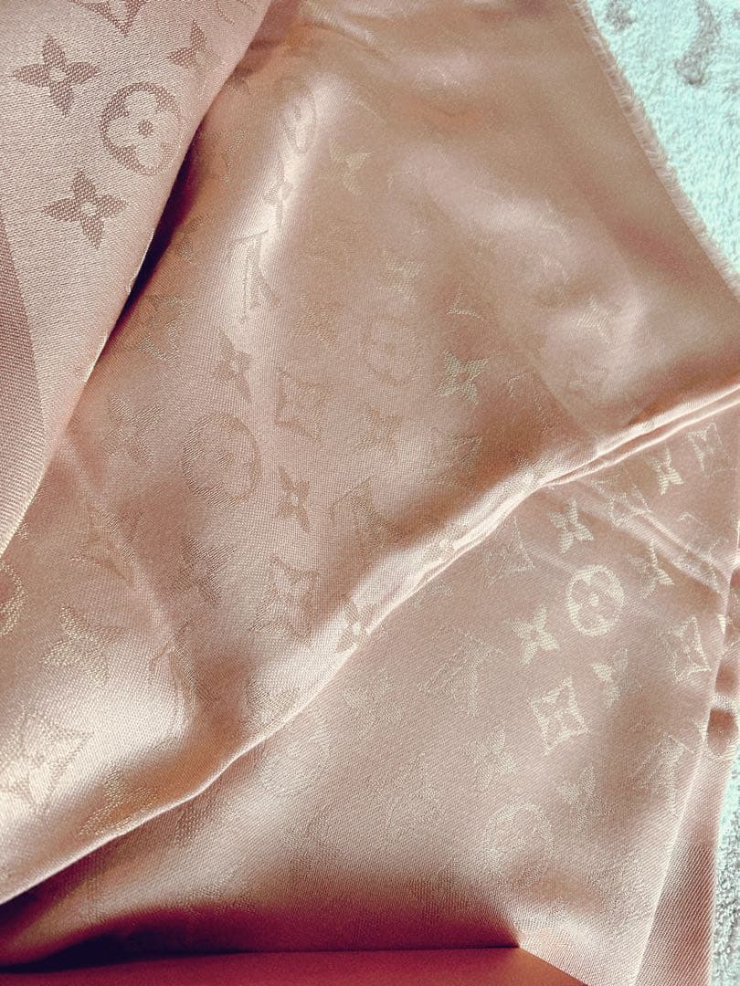 新品未使用♡レア　Louis Vuitton ルイヴィトン ストール　ピンク