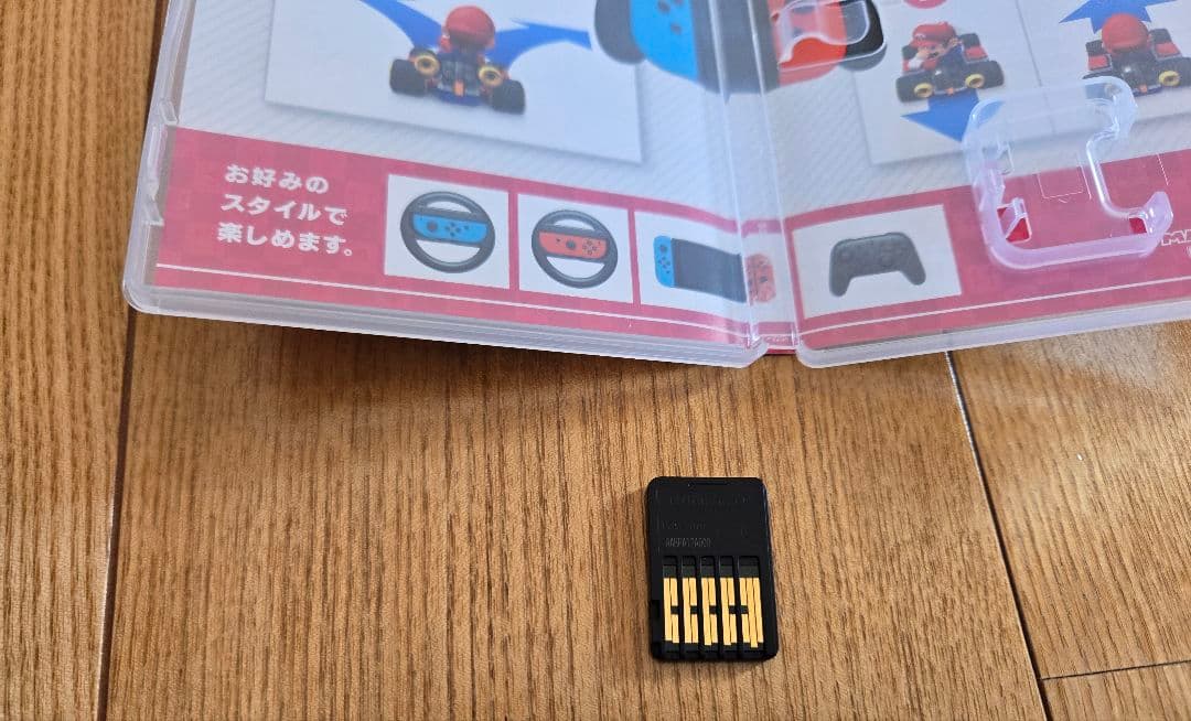 Switch マリオカート8 デラックス　ソフト本体　ハンドルセット