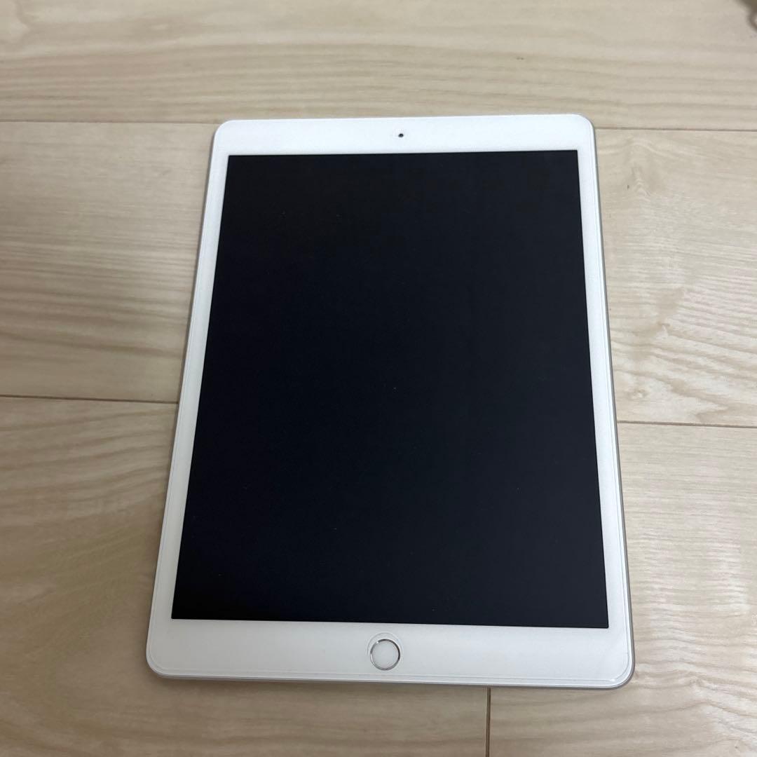 iPad 第7世代 32GB Wi-Fi 10.2インチ 動作良好 本体のみ