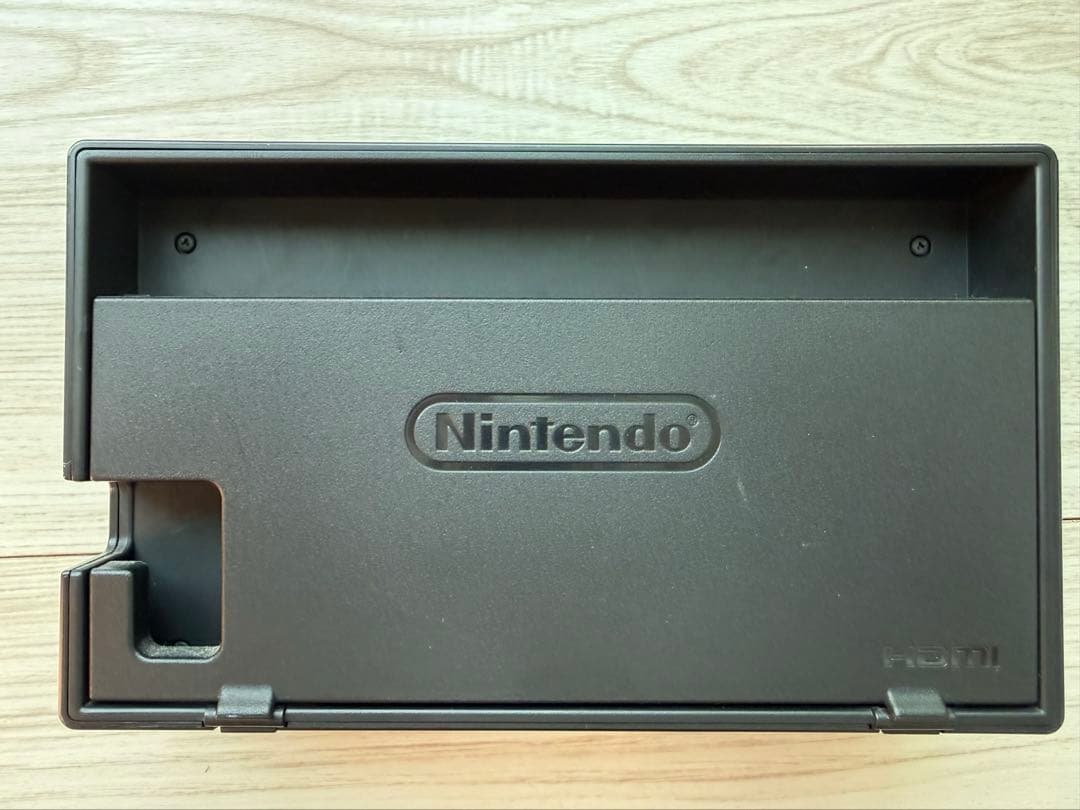 Nintendo Switch 本体のみ(コントローラーなし)