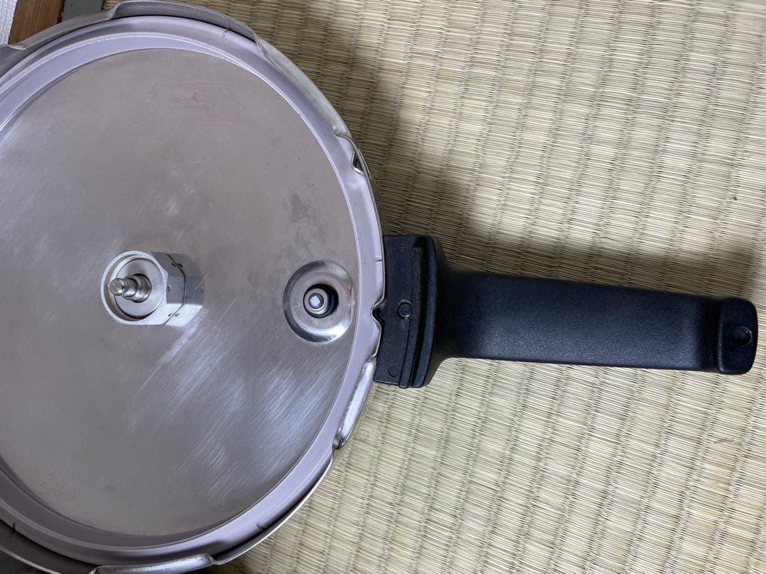 フィスラー圧力鍋ビタビットプレミアム6L22cm中古